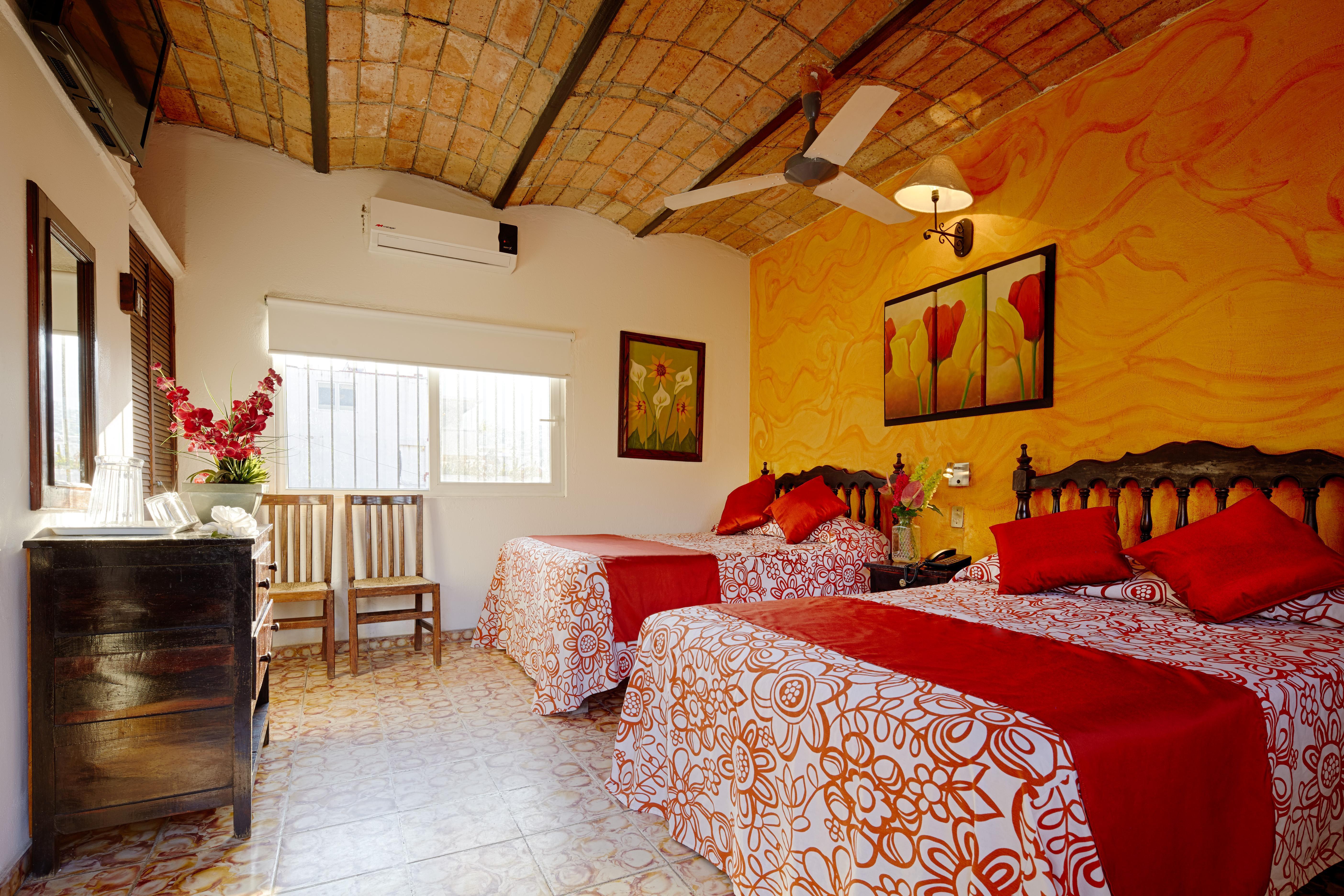 Hotel Posada De Roger Пуэрто-Вальярта Экстерьер фото