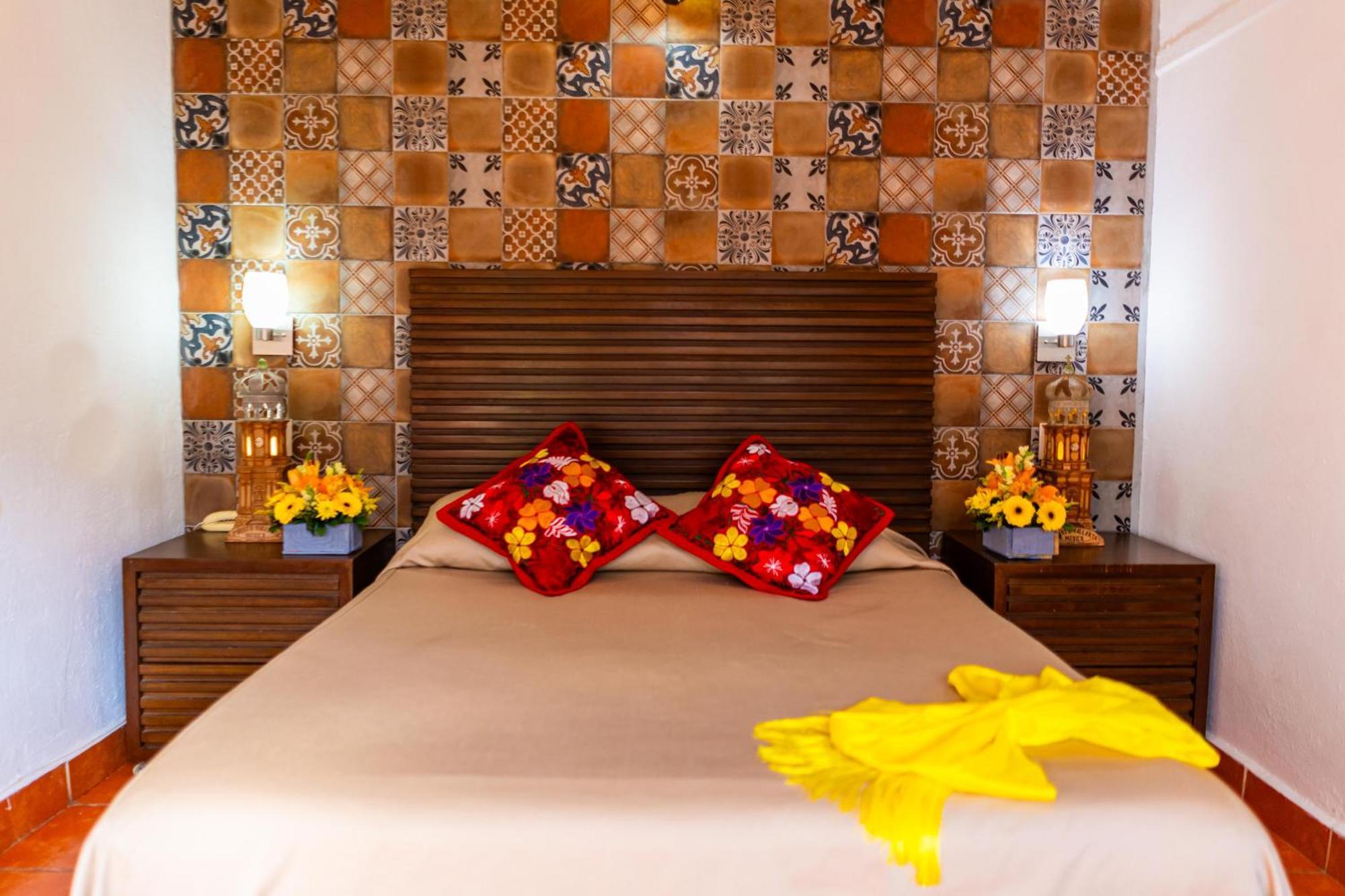 Hotel Posada De Roger Пуэрто-Вальярта Экстерьер фото
