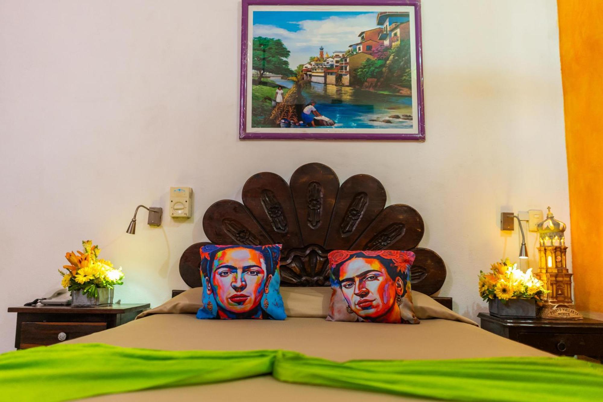 Hotel Posada De Roger Пуэрто-Вальярта Экстерьер фото