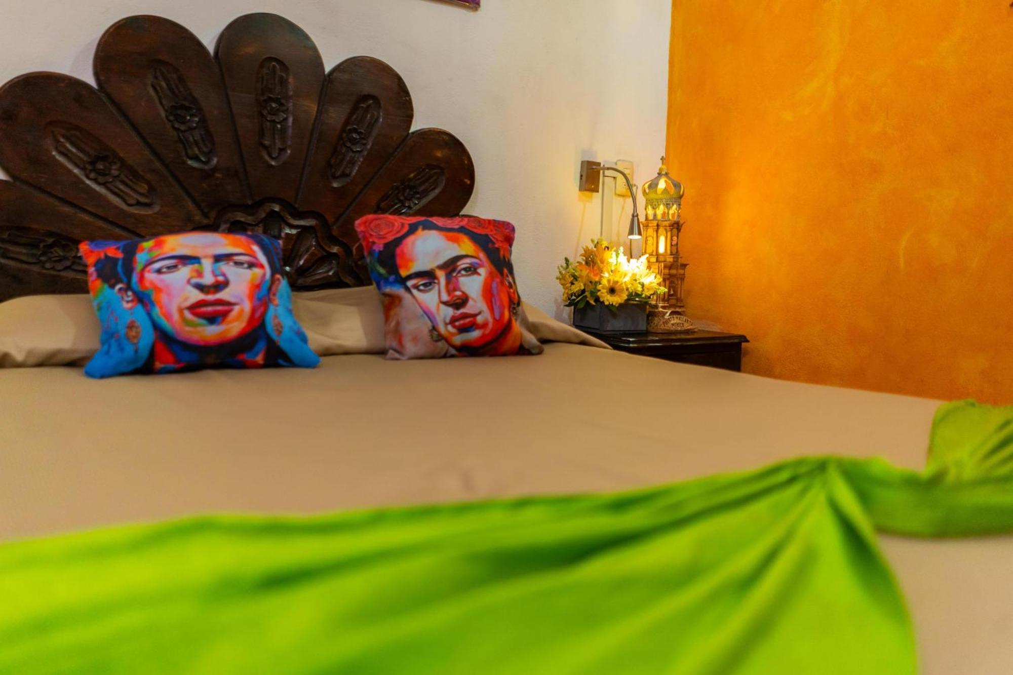 Hotel Posada De Roger Пуэрто-Вальярта Экстерьер фото