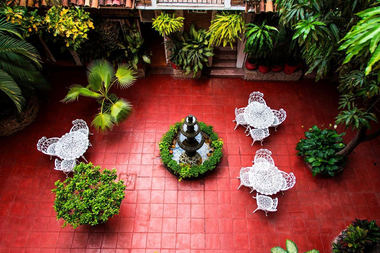 Hotel Posada De Roger Пуэрто-Вальярта Экстерьер фото