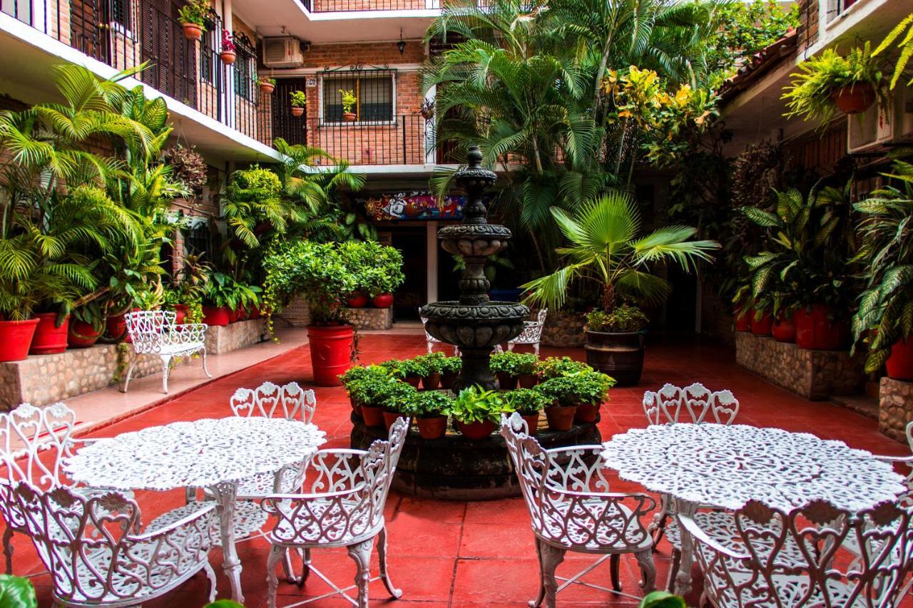 Hotel Posada De Roger Пуэрто-Вальярта Экстерьер фото