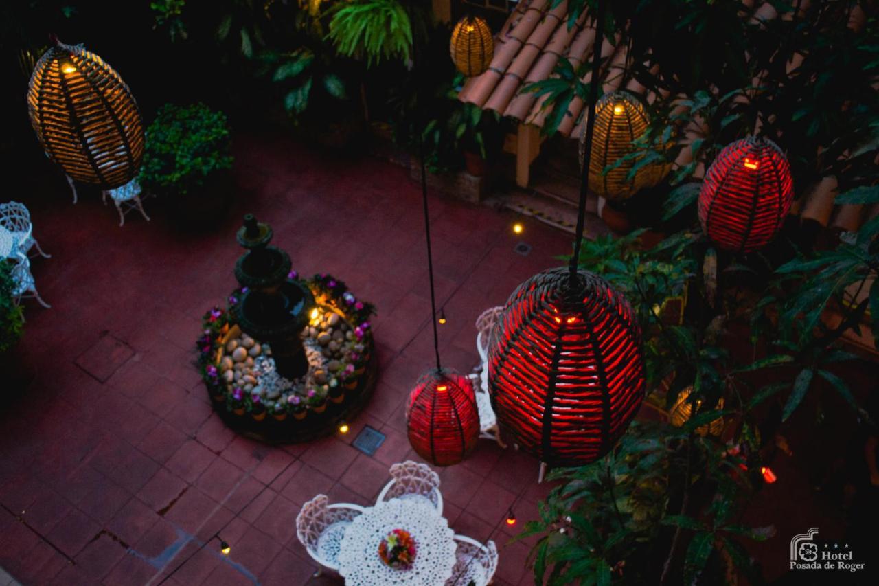 Hotel Posada De Roger Пуэрто-Вальярта Экстерьер фото