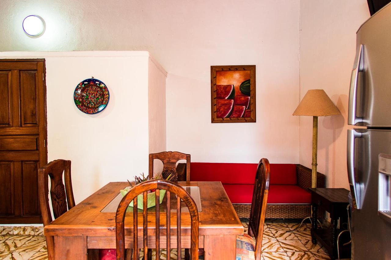 Hotel Posada De Roger Пуэрто-Вальярта Экстерьер фото