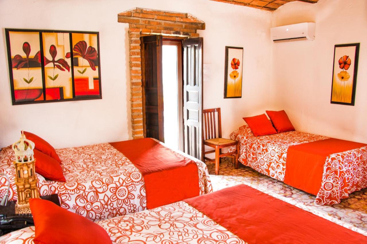 Hotel Posada De Roger Пуэрто-Вальярта Экстерьер фото