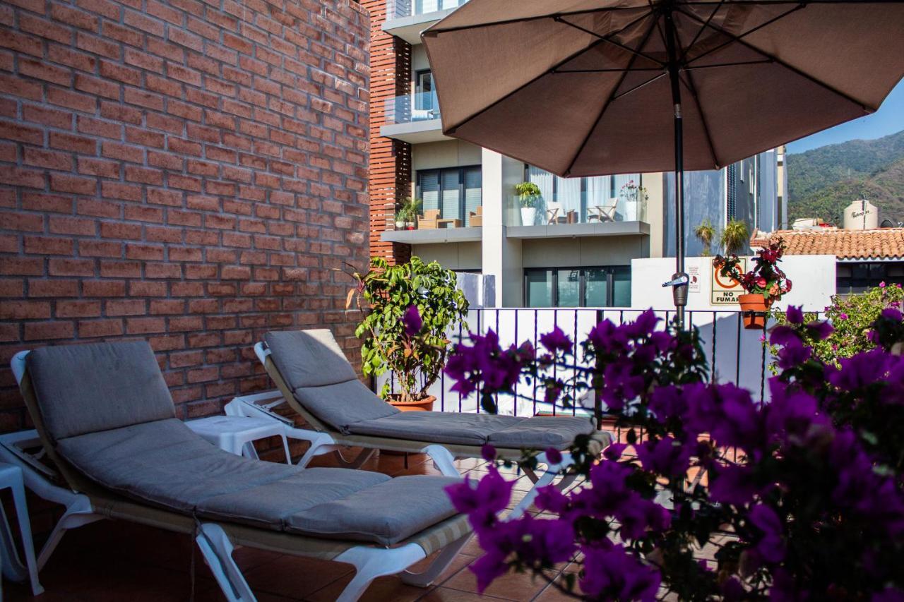 Hotel Posada De Roger Пуэрто-Вальярта Экстерьер фото
