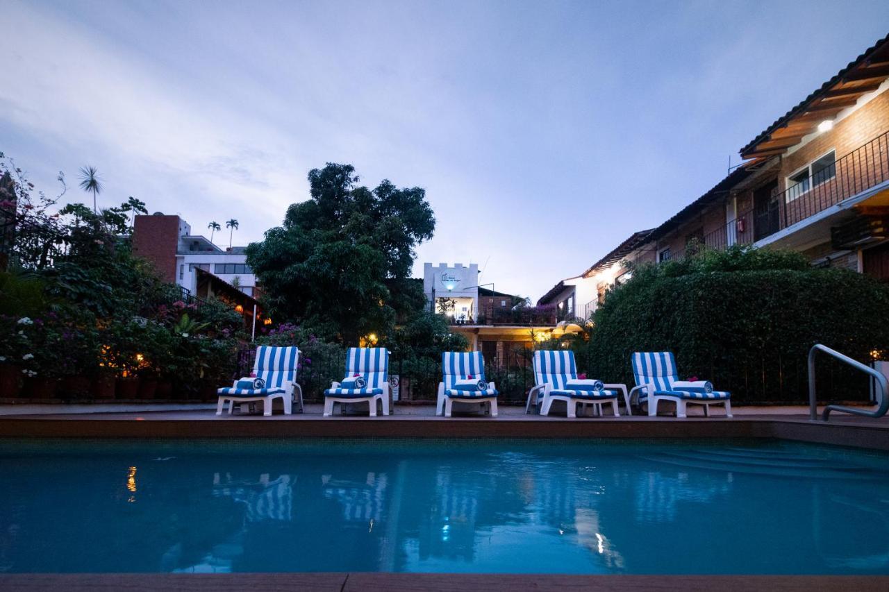 Hotel Posada De Roger Пуэрто-Вальярта Экстерьер фото