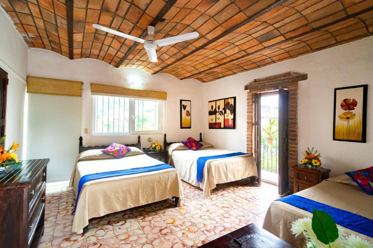 Hotel Posada De Roger Пуэрто-Вальярта Экстерьер фото