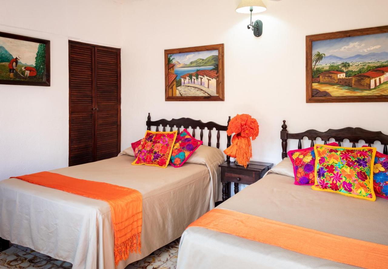 Hotel Posada De Roger Пуэрто-Вальярта Экстерьер фото