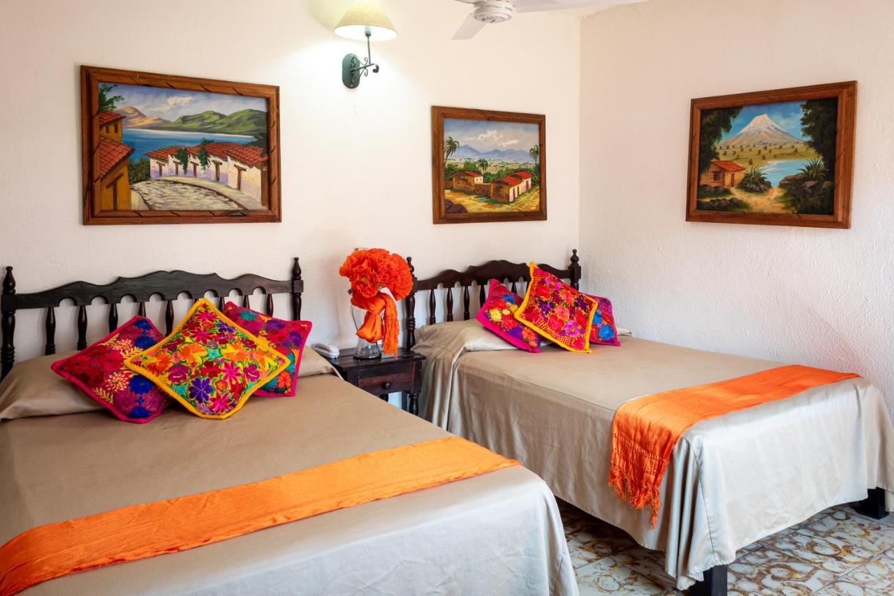 Hotel Posada De Roger Пуэрто-Вальярта Экстерьер фото